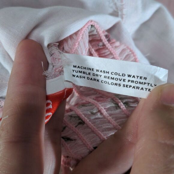 70's Pretty in Pink Vintage Prairie floral dress - Picture 10 of 10